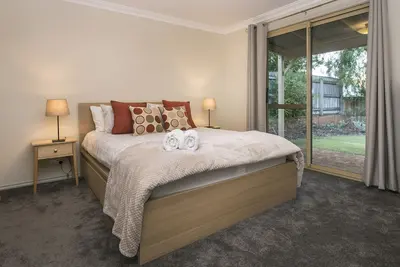 Image de Little Gem: comfy beds, wi-fi, pet-friendly, walk to beach!
