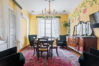 Image de Appartement éclectique avec 4 chambres et 4 salles de bain