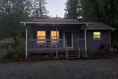 Image de La cabane du trappeur - qui a dit que vous deviez vous démener pour explorer l'extérieur?