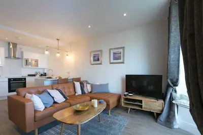 Image de Jesse's Place - Sleeps 4 - Sea Views - Parking sur place pour une voiture