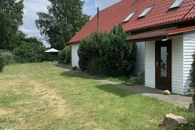 Image de Appartement avec 3 chambres jusqu'à 6 personnes grand jardin adapté aux enfants
