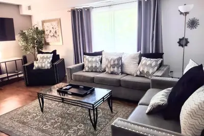 Image de Condo accueillant dans le centre de Raleigh