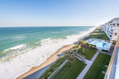 Image de 2 chambres, 2 salles de bain sur la plage. Plage tranquille sans la foule.