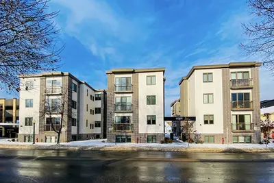 Image de Downtown Traverse City Luxury Condo- Capri 3
