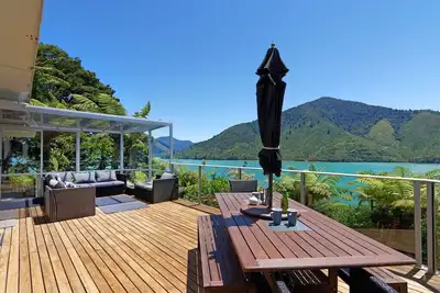 Image de Aquamarine Dreams - Marlborough Holiday Home