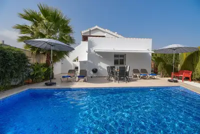 Image de Belle maison confortable à Denia, Costa Blanca, Espagne avec piscine privée pour 4 personnes