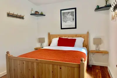 Image de Profitez d'une escapade à la montagne dans une cabine entièrement meublée