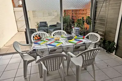 Image de Spacieux appartement avec Wifi et climatisation