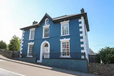Image de Dewi Villa, Aberaeron