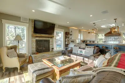 Image de Nouveau! Luxe Lake Tahoe Cabin - 10 Mi Ă Squaw Valley