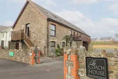 Five The Coachhouse, Broad Haven