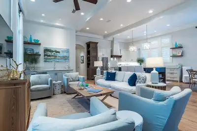 Image de Nouvelle Liste dans Old Seagrove, Walk to Seaside, pour 12 personnes!