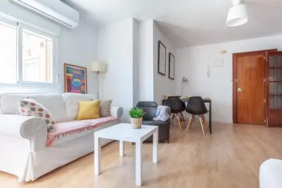 Image de Appartement lumineux et confortable à Séville. A-C / Wifi