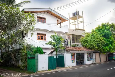 Image de Situé à Hikkaduwa, à 2 minutes à pied de la ville et du supermarché de la plage de Hikkaduwa