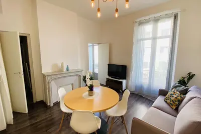 Image de Beau 2 pièces proche mer, gare et Palais de festivals