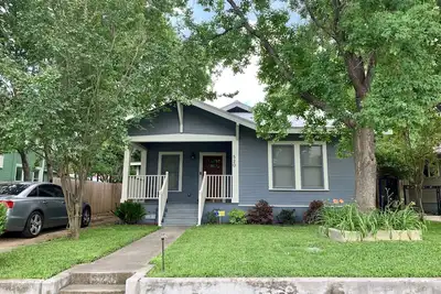 Image de Idéal pour les groupes! Cottage historique Tobin Hill avec Bonus Casita