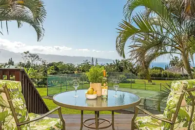 Image de Heavenly Pupukea Home sur 1 acre avec vue sur la montagne et l'océan