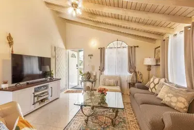 Image de Gated 1Bdrm 1Bath steps to Falmouth glistening water attractions Free parking!