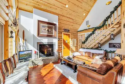Image de Colorado Log Home sur le rivage de Silver Lake