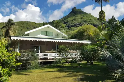 Image de Villa de style colonial | Bord de mer privatif avec plage de sable blanc