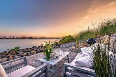 Image de Tribord: sauna, vue mer, cheminée, terrasse, 2 places de parking