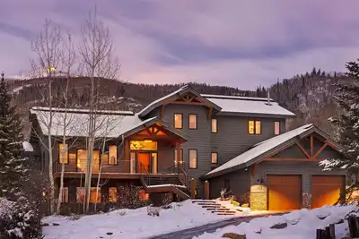 Image de Bison Lodge - Grande maison calme et rénovée