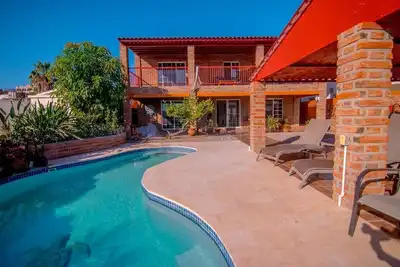 Image de belle maison pour des vacances en famille