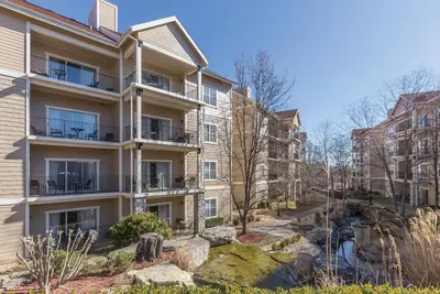Image de Noël @Wyndham à Branson at The Meadows ~ 2 Bd / 2bth Deluxe Condo Sleeps 8