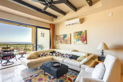 Image de Nouveau! Condo Quivira Oceanview à Cabo San Lucas!