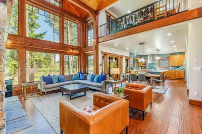 4th Nt Free Xmas * Luxurious Golf Course Home * Htd Game Rm * Hot Tub * Sledding Hill