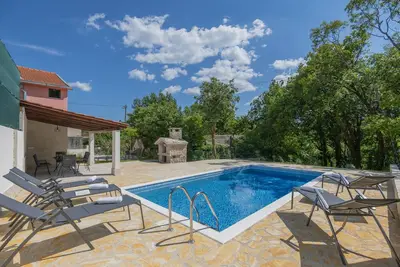Image de Villa Milla, décorée et avec la piscine privée-Grubine