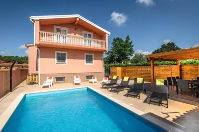 Image de Superbe maison Ă Marcana avec WiFi