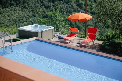 Image de Appartement de 2 pièces dans un domaine viticole, à 5 kilomètres des plages de Diano Marina