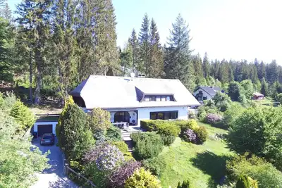 Image de Villa en Forêt-Noire avec piscine couverte