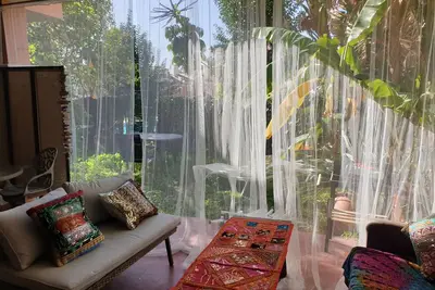 Image de Chambre confortable dans une grande maison mitoyenne