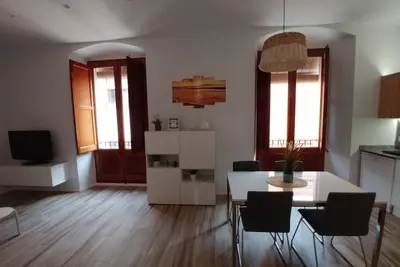 Image de Votre appartement idéal sur la Costa Brava : espace, confort et charme au cœur de Palamós 🏡🌊