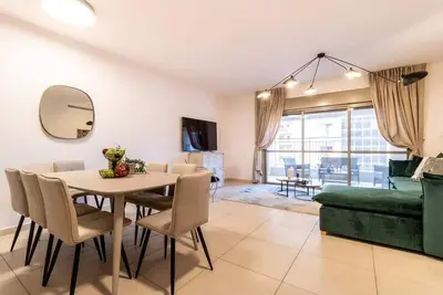 Image de Stylish 3 Bedrooms\/Parking At City Gate