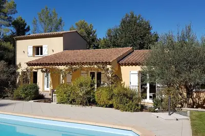 Image de Villa 8 pers avec piscine privée et sécurisée entre Verdon et Côte d ' Azur