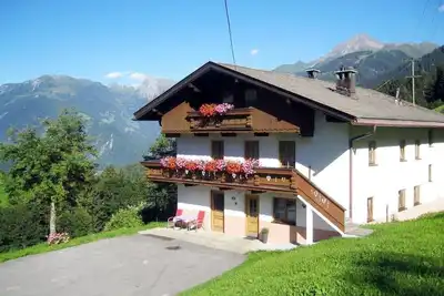 Image de Belle maison de vacances privée pour 18 personnes avec Wifi, Tv, terrasse et parking