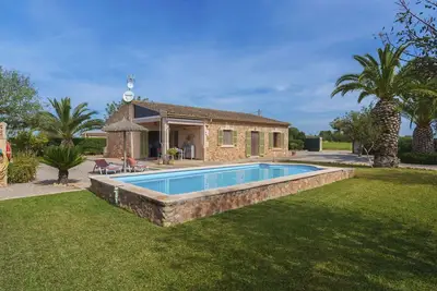 Belle maison de vacances privée avec piscine privée, climatisation, Wifi, Tv, terrasse et parking