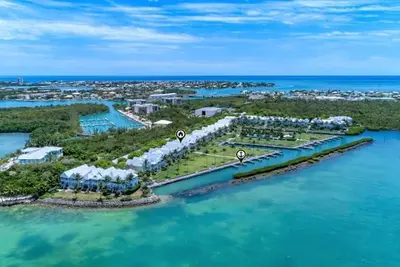 Image de Marlin House 52: Gated Luxury Villa w\/ Dockage, Sunset Views and Pool