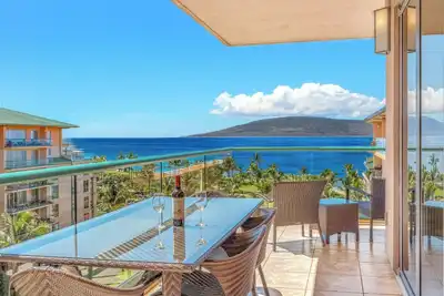 Image de Locations de vacances à Maui: Honua Kai Konea 739 - Superbe 7e étage avec vue sur l'océan et 2br avec plan d'étage d'angle de luxe!