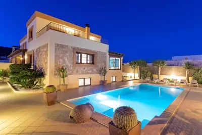 Image de Villa near ibiza Town Sleeps 14/16