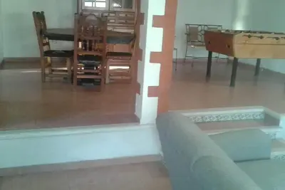 Image de Belle maison dans le quartier résidentiel de Burgos