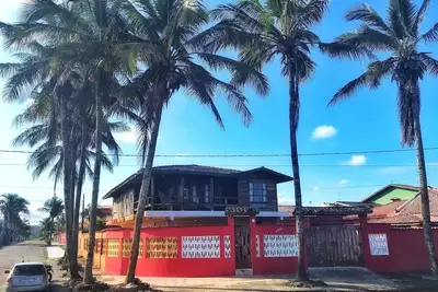 Image de Belle maison au bord de l'eau à Mongaguá