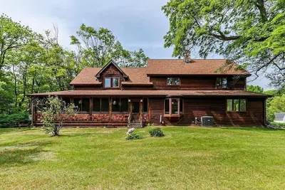 Image de Newley a refondu Northern Lights Farmhouse