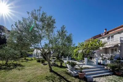 Image de Two bedroom Apartment Red A3 with balcony