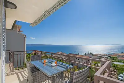 Image de Four bedroom apartment Radeljic A1 in Podstrana