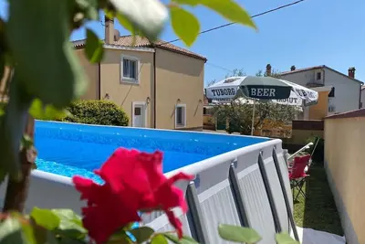Image de Holiday house Emma with Pool
