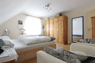 Image de Appartement mansardé romantique (70m2) directement sur la piste cyclable Main - Tauber - Radach